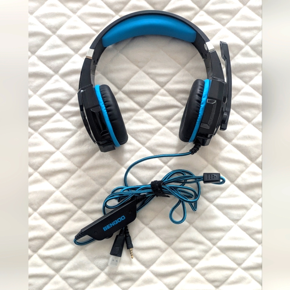 BENGOO G9000 Stereo Gaming Headset for PS4 PC Xbox One PS5 Controller, Noise